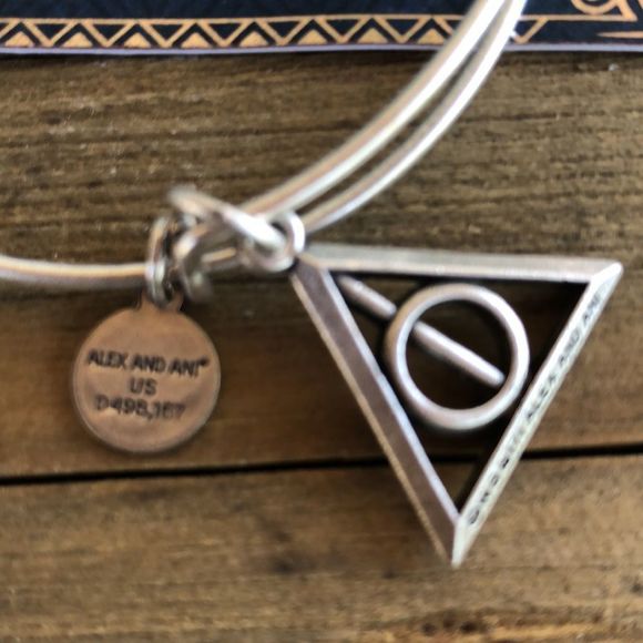 Alex and Ani Retired BNWT Harry Potter Deathly Hallows Bracelet Silver Tone - Picture 7 of 9